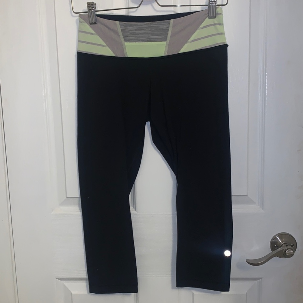 Lululemon Wunder Under Crops